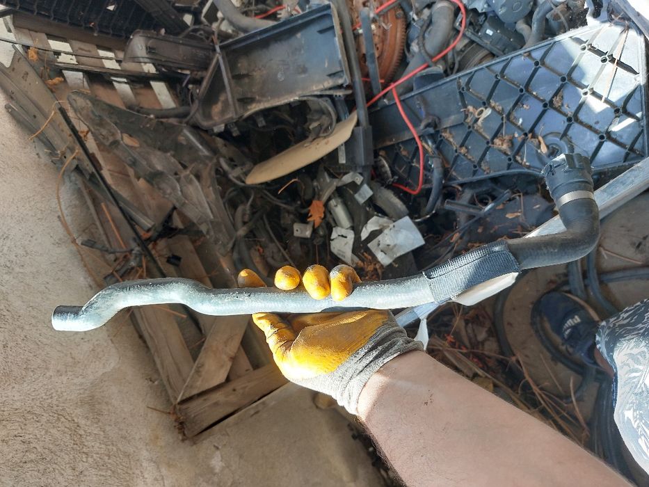 Тръбички антифриз Бмв е60 520д 177кс е61 bmw e60 e61 520d n47