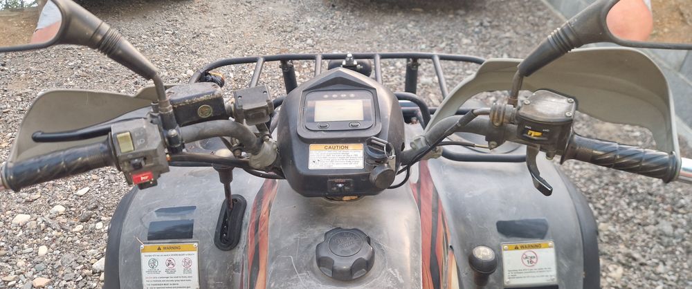 Vând atv linhai worker 300 cm³ an 2014 4x4