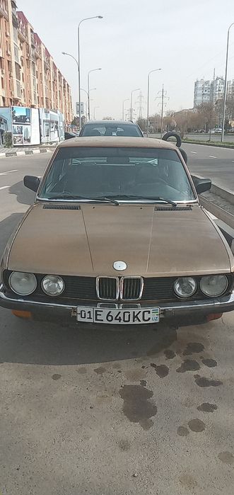 BMW 520 1984 — 2