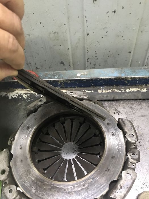 Продам сцепление на Шевроле ниву