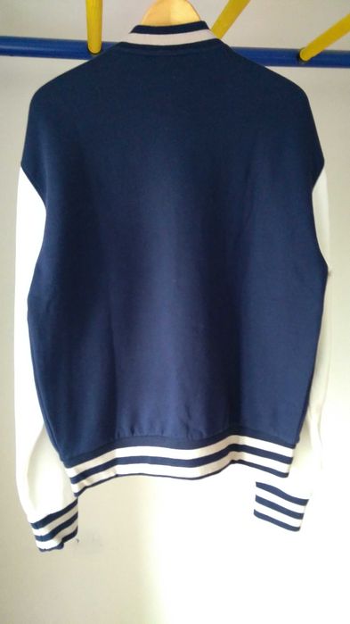 Куртка бомбер новая