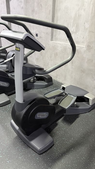 Stepper Cross-trainer Technogym Cardio Wave 700
