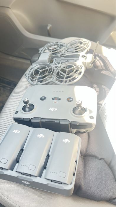 Срочно!!! Продам умный дрон. Dji neo 2 fly more combo