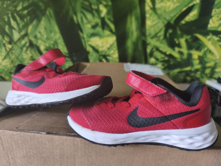 Обувки за момче Geox и Nike