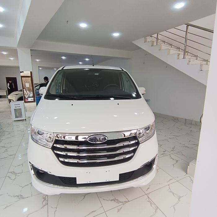 JAC M3 Oq 9-oʻrindiqli
