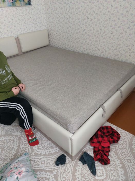 Продам кровать. В хорошем состоянии