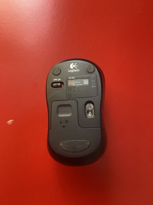 Mouse Wireless Logitech M185 | Stare Bună, funcționează perfect