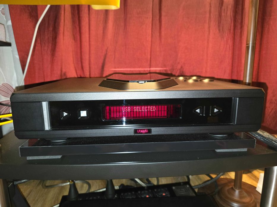 Accuphase E-800 ( Clasa A ) + Rega Isis Valve ( CD-Player/DAC Audio )