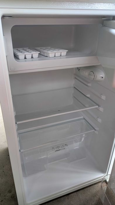 Хладилник с фризерна част Gorenje 96л А+