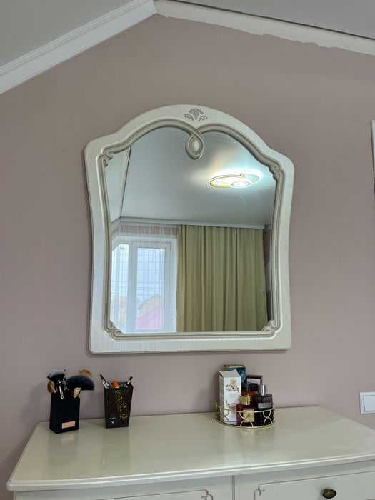 Продам спальный гарнитур