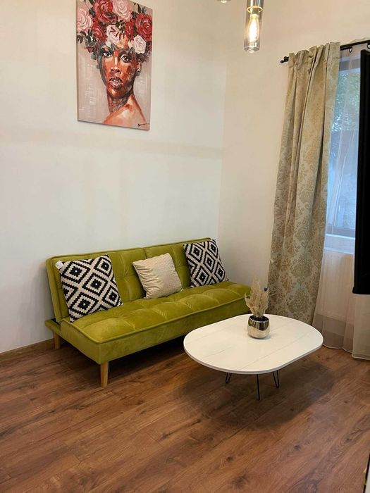 Продава се Едностаен апартамент в София, Център - 45 кв.м за 2823 €/кв.м - Снимка #2