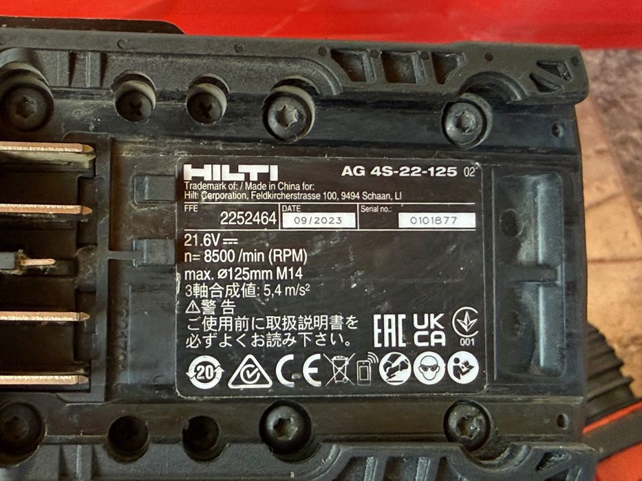 HILTI NURON комплект TE 6-22 / SIW 4AT-22 / AG 4S-22 + 3 батерии + зарядно