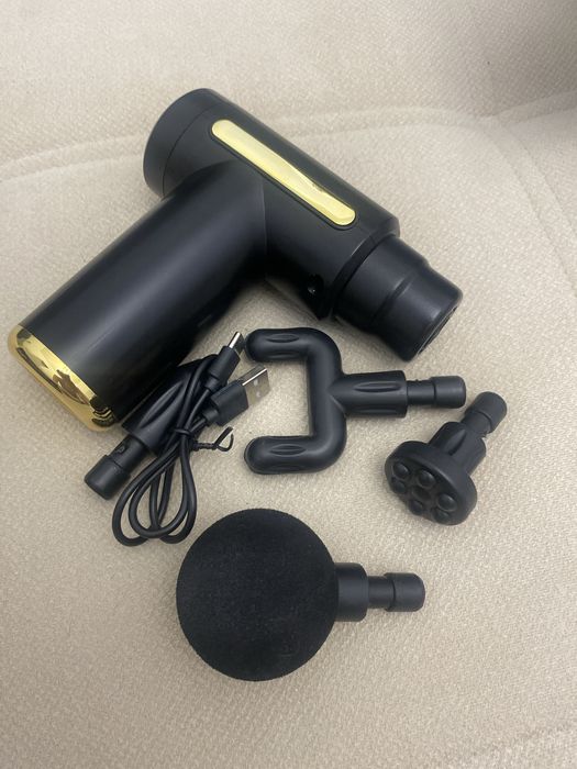 Универсальный массажер Massage Gun