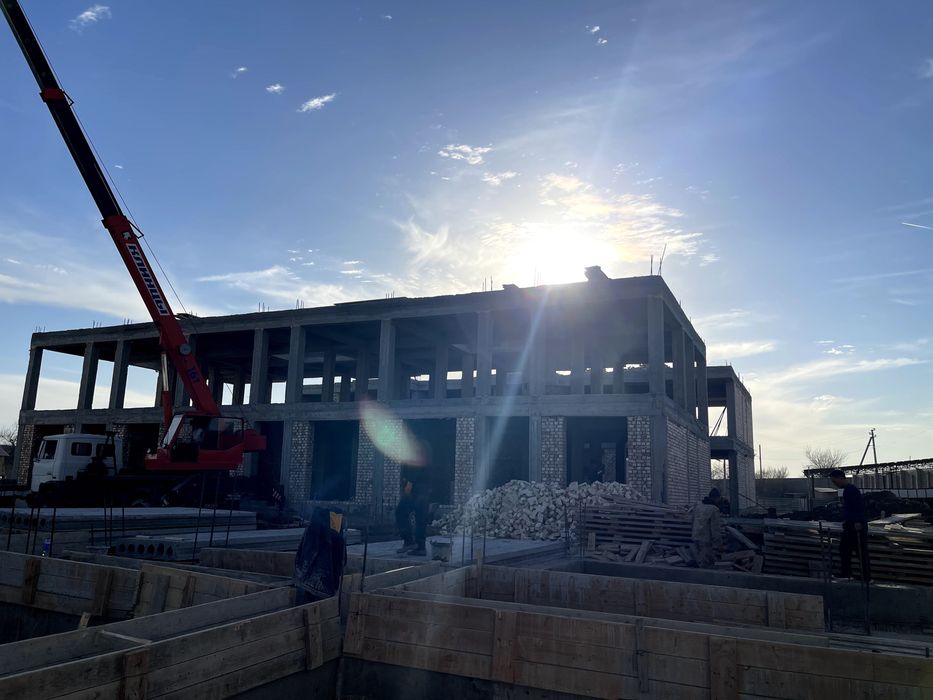 Продаю коттеджи. 1.7 сотки. 300м2.