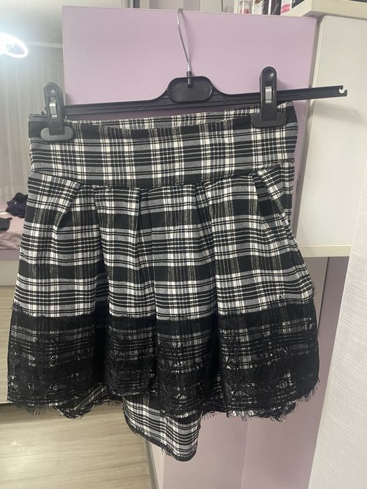 Къса пола на каре