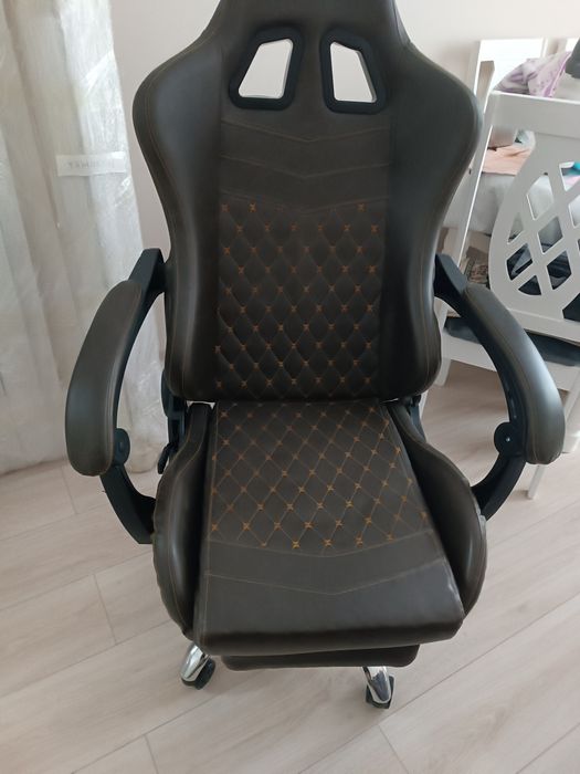 Компьютерное кресло