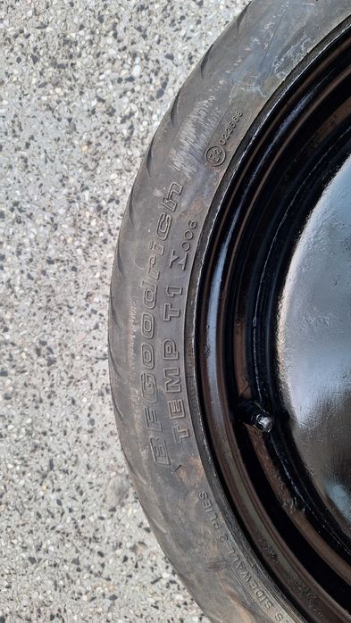 Патерица / Резервна гума за Toyota - 17 цола