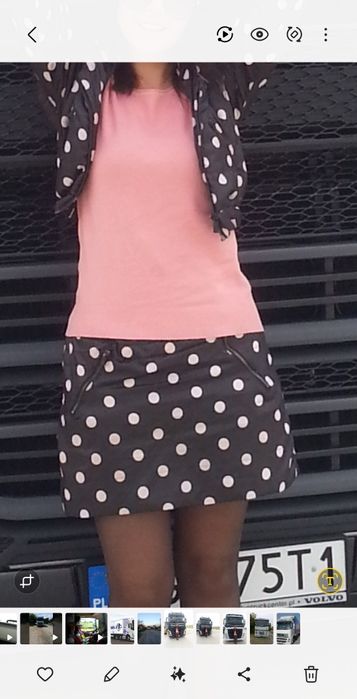 Сет в много тъмно кафяво