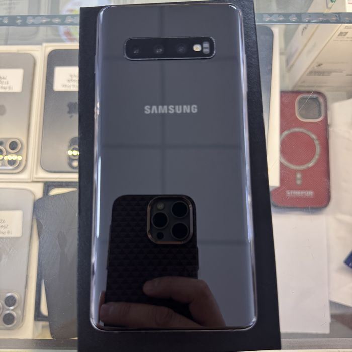 Samsung S10 Plus 8/512 android 12 не таксованный
