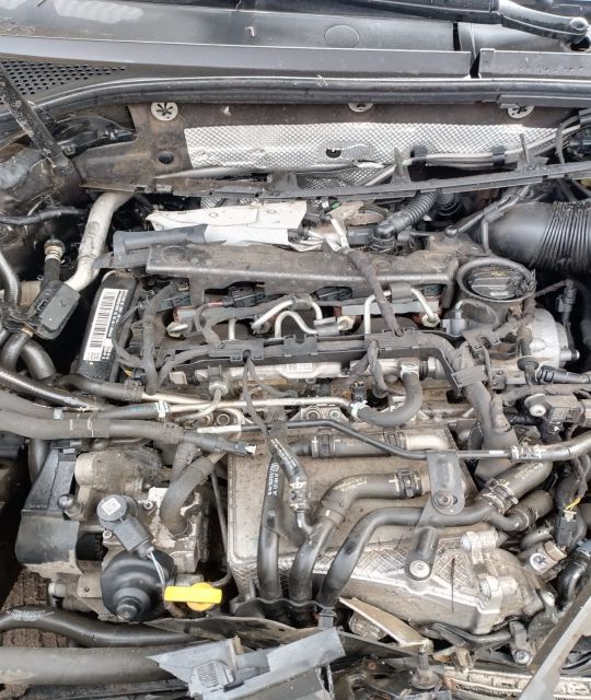 Dezmembram Volkswagen VW Passat B8 [2014 - 2020] Variant wagon 5-usi 2.0 TDI BlueMotion DSG (150 hp)