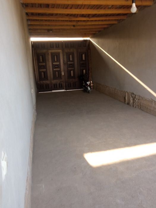 Савин савхозда Ховле уй сотиладе.45миг долер