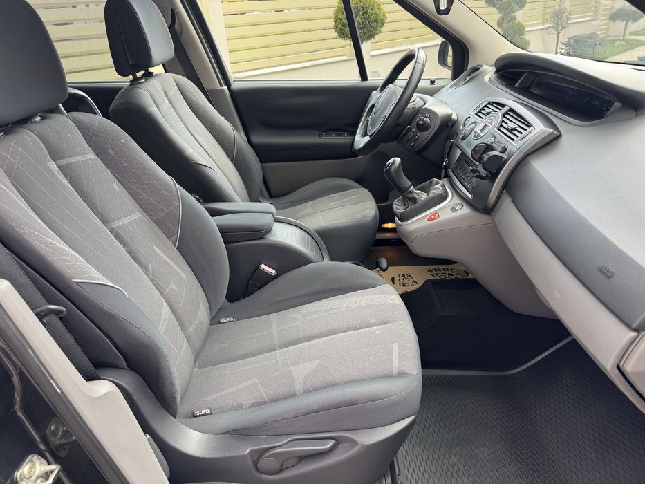 Renault Scenic - 1.6 benzina  Euro4 - Klima / Senzori - Impecabil