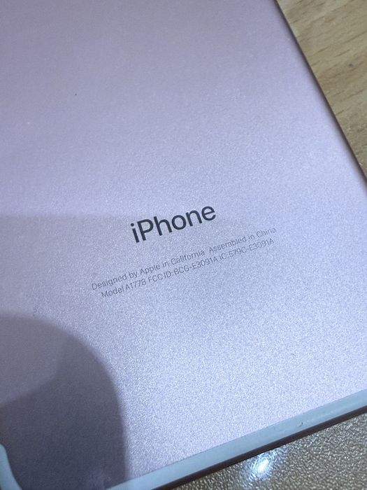 Розовый Iphone 7 128 гб