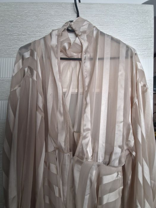 Страхотна ефирна рокля