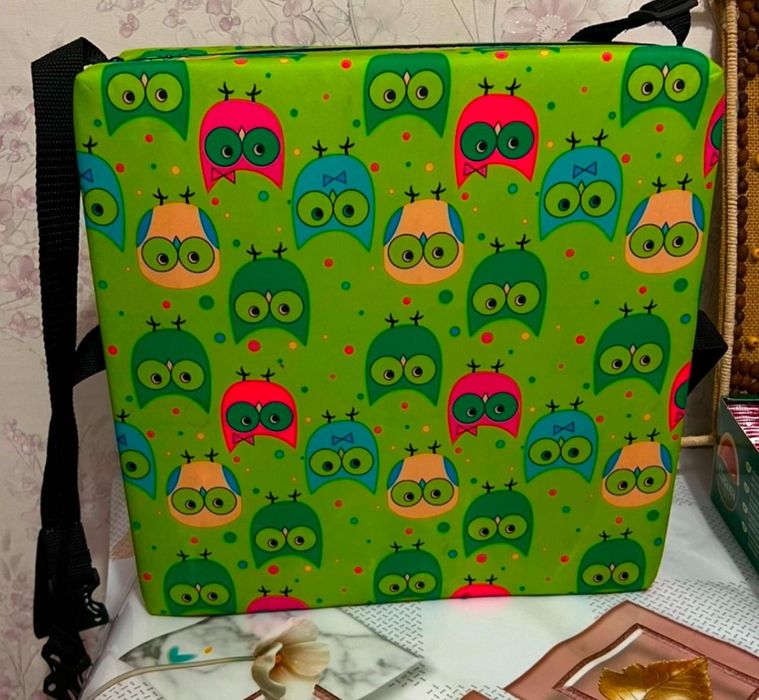 Бустер на стул для детей