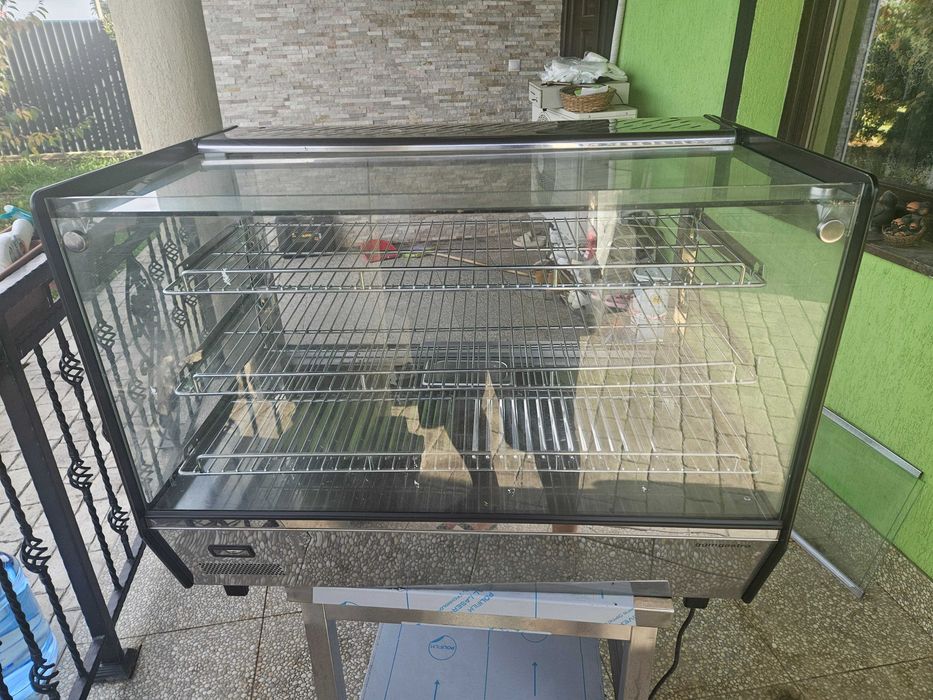 Vitrina calda profesionala-Ca noua ( utilizata 2 saptamani)