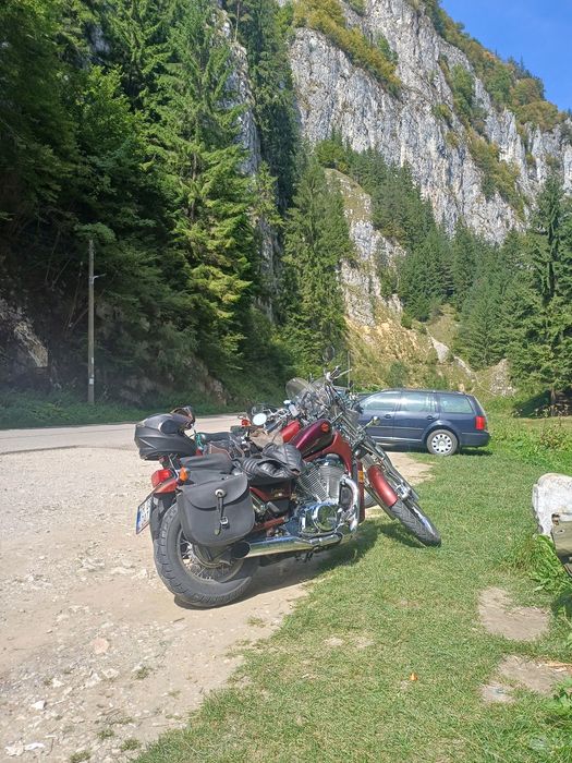 Suziki vs intruder 800 model canada