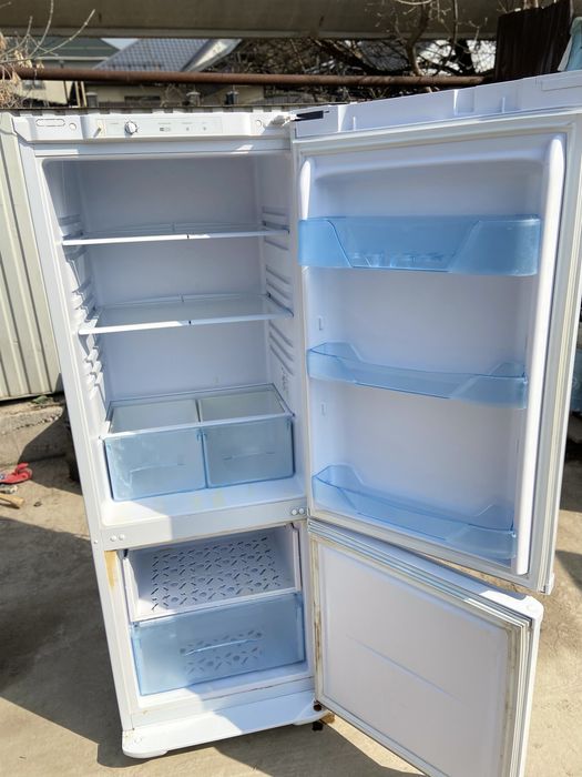 Холодильник бу доставка есть