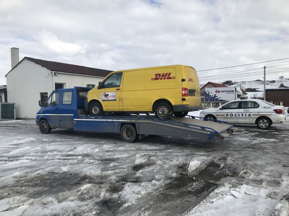 Tractari auto 24/24h a3 autostrada  utilaje remorcher tir camion