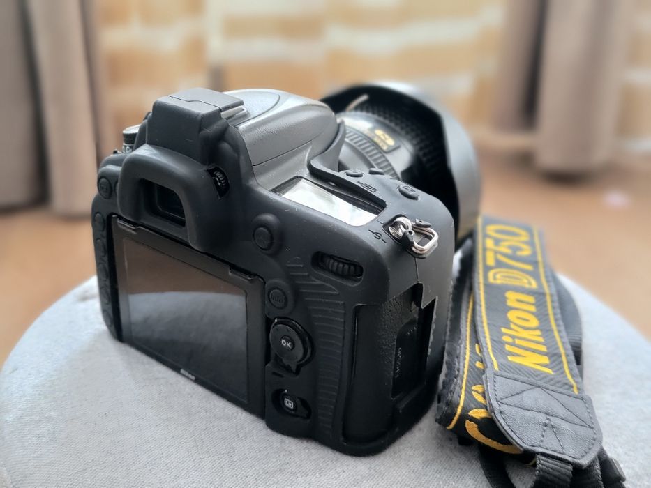 Nikon D750 + Nikkor 24‑120mm f/4 VR