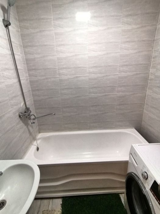 Uy sotiladi Yangi Hayot domlari