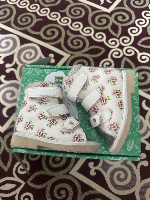 Десткая ортопедический обувь