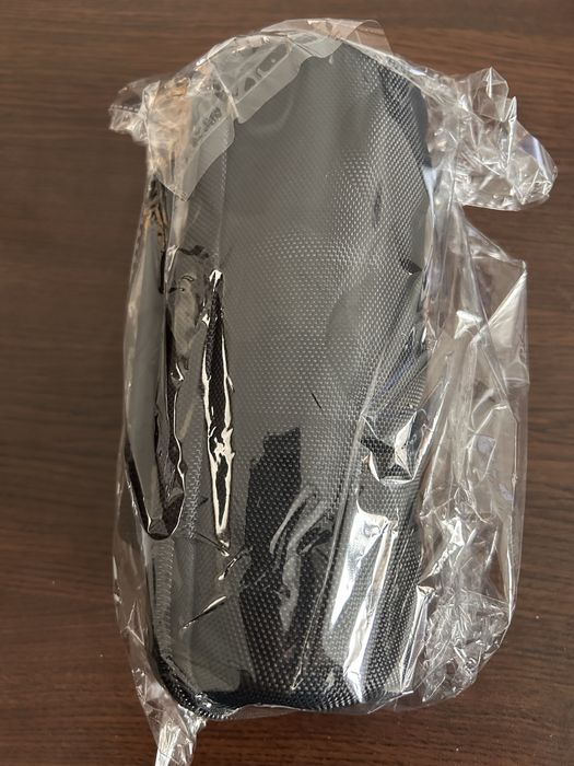 Преносим твърд калъф с цип за 3 часовника