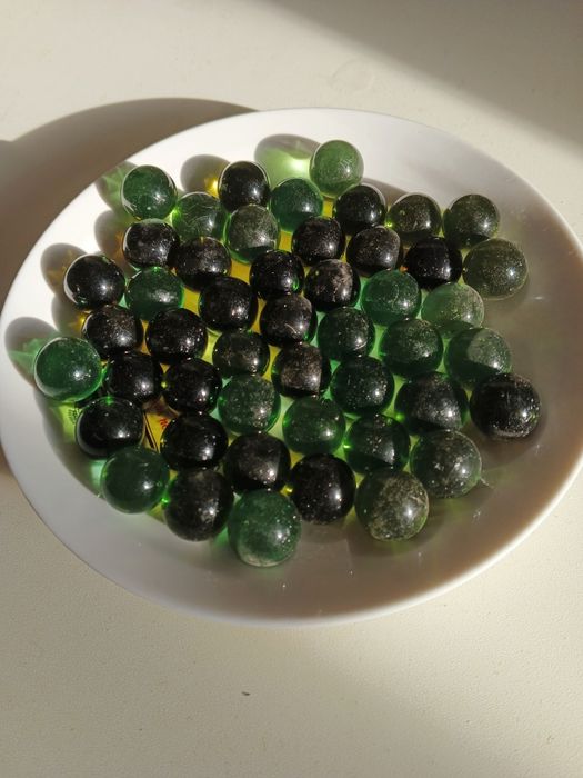 Стеклянные шарики