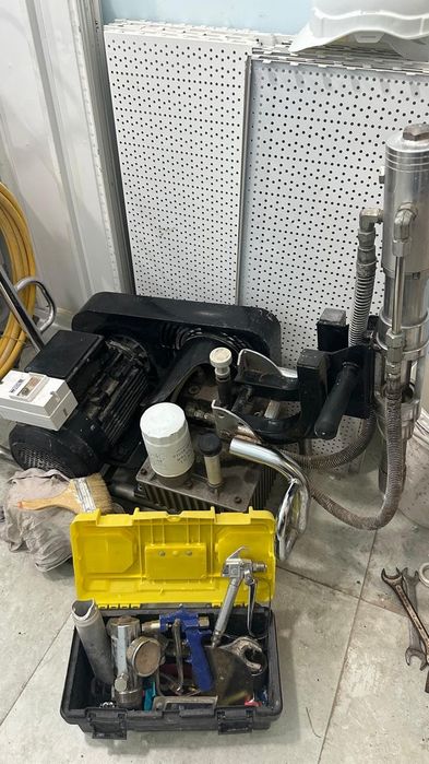 Аппарат для шпатлёвки и краски