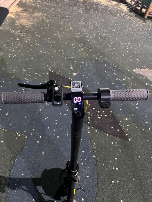 Продам электро самокат