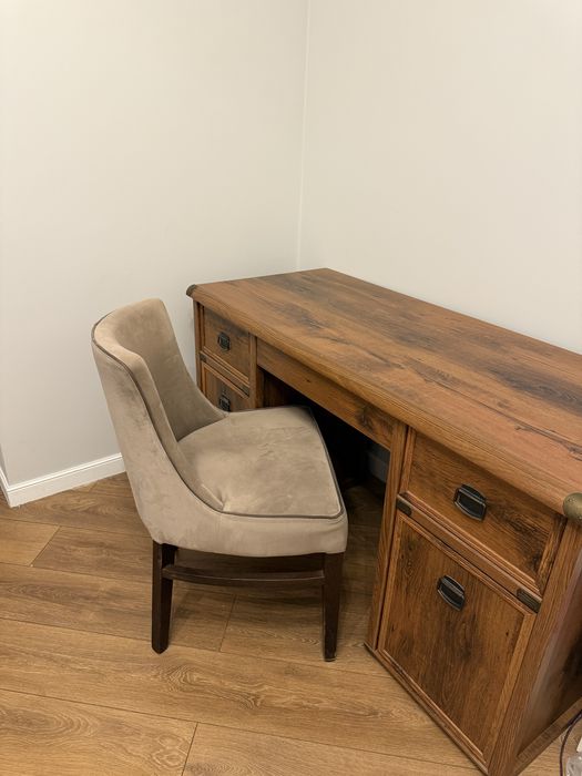 Стол письменный со стулом