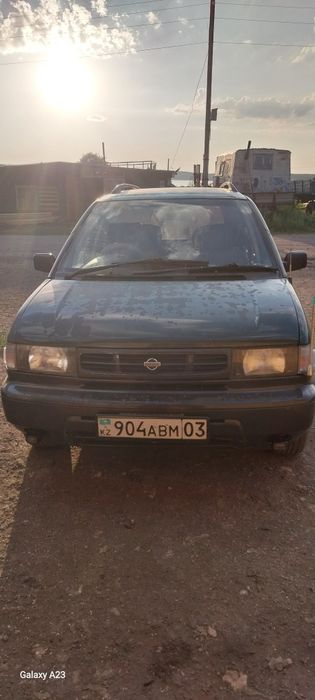 Продам авто ,Нисан Прерия Джой
