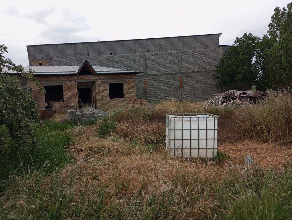 8 сотих Назарбек Туркистонда участка сотилади СРОЧНА