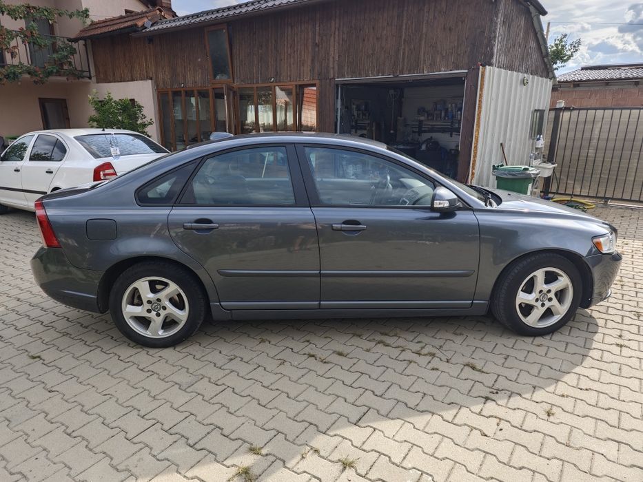 Volvo S40