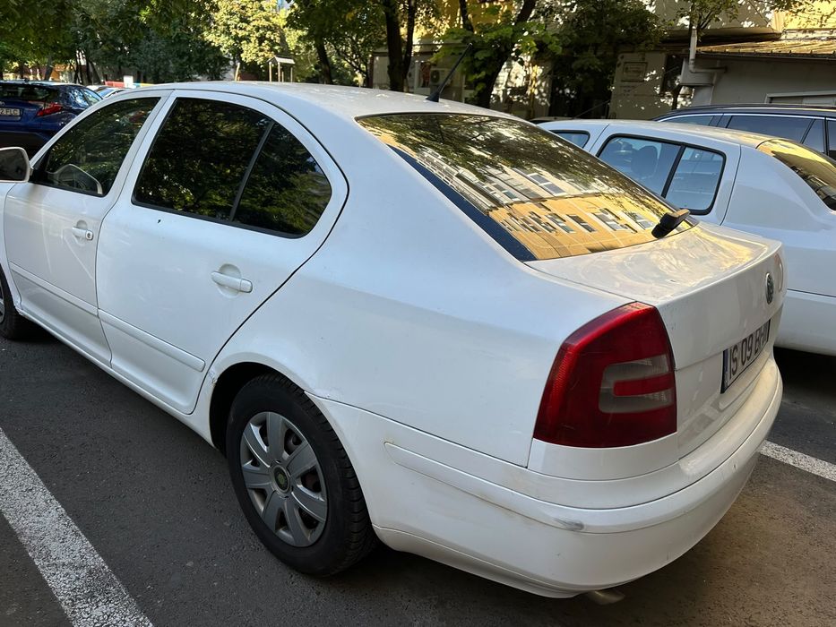 Vand Skoda Octavia 1.6 benzina 2011