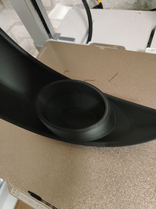 Саксия във формата на Луна