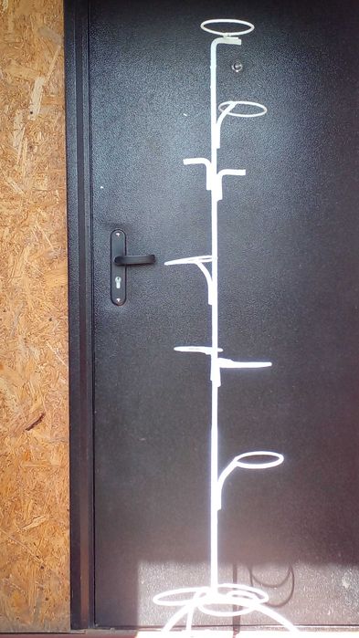 Продам подставку для цветов