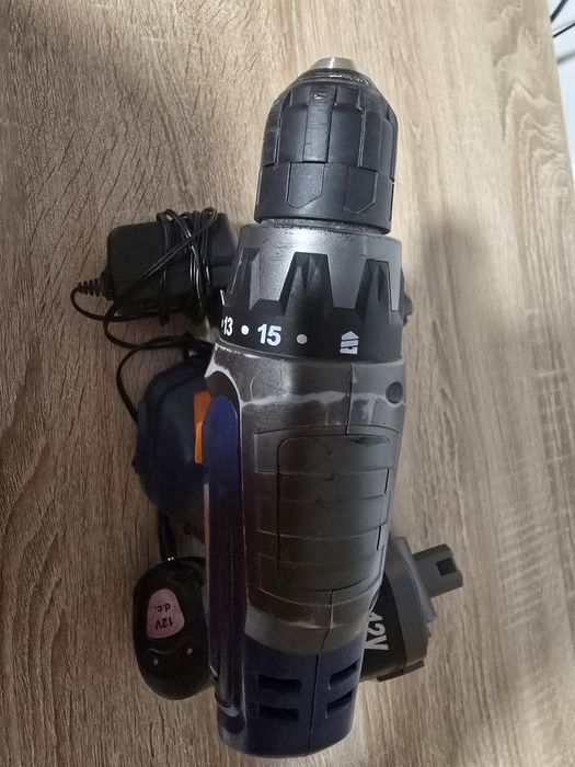 Bormasina cu acumulator