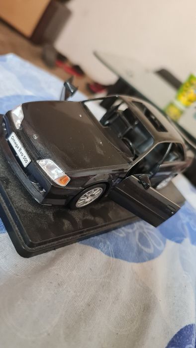Mașină de jucărie figurina opel omega