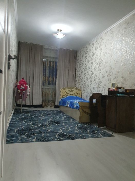 Текстильда квартира сотилади